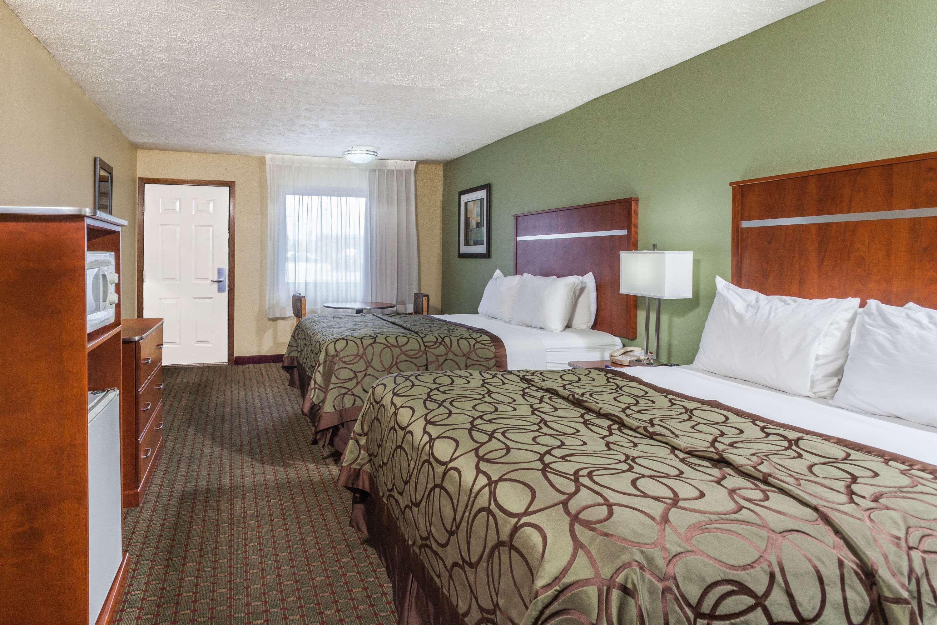 Baymont By Wyndham Pigeon Forge Near Island Drive Hotel Bagian luar foto