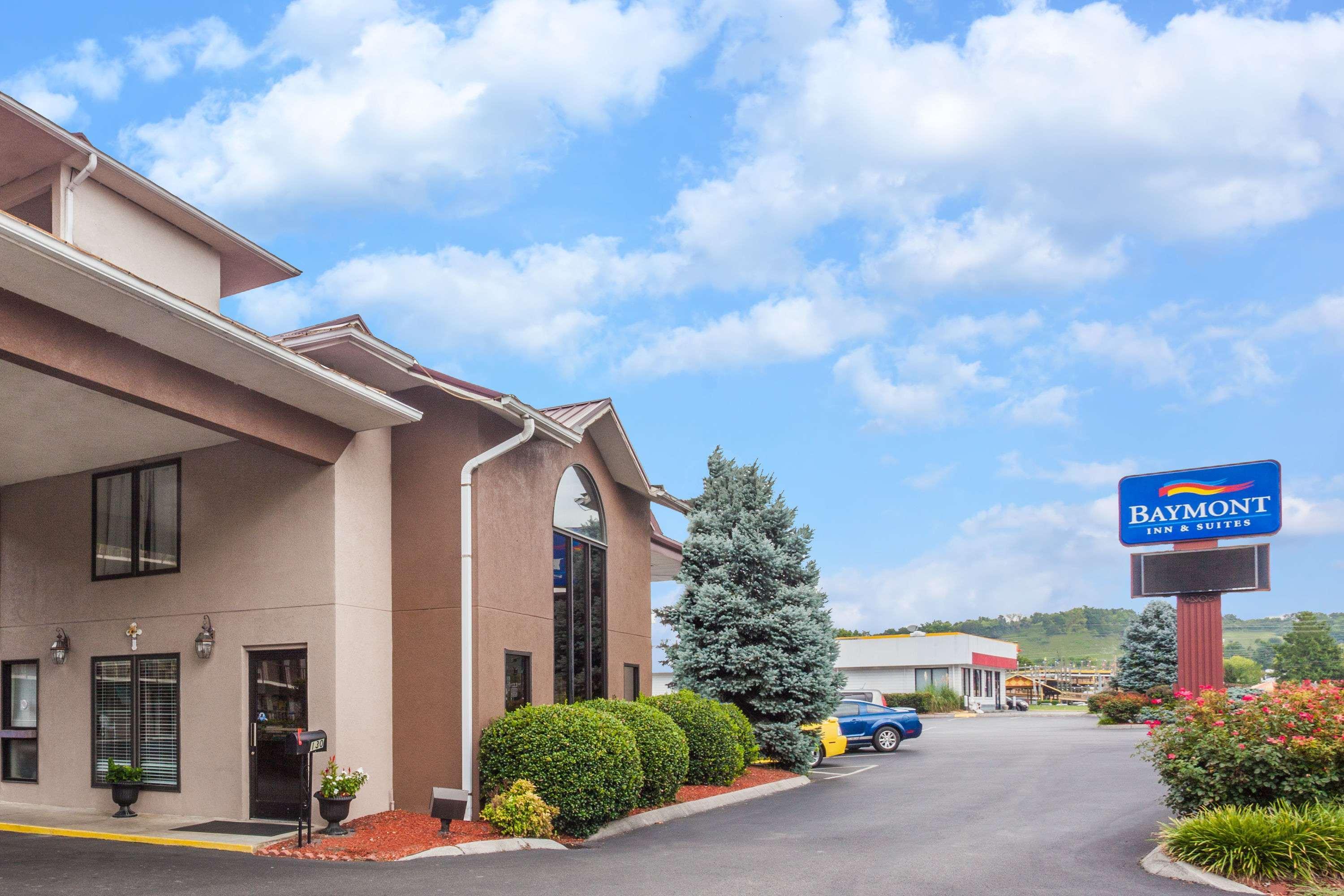 Baymont By Wyndham Pigeon Forge Near Island Drive Hotel Bagian luar foto