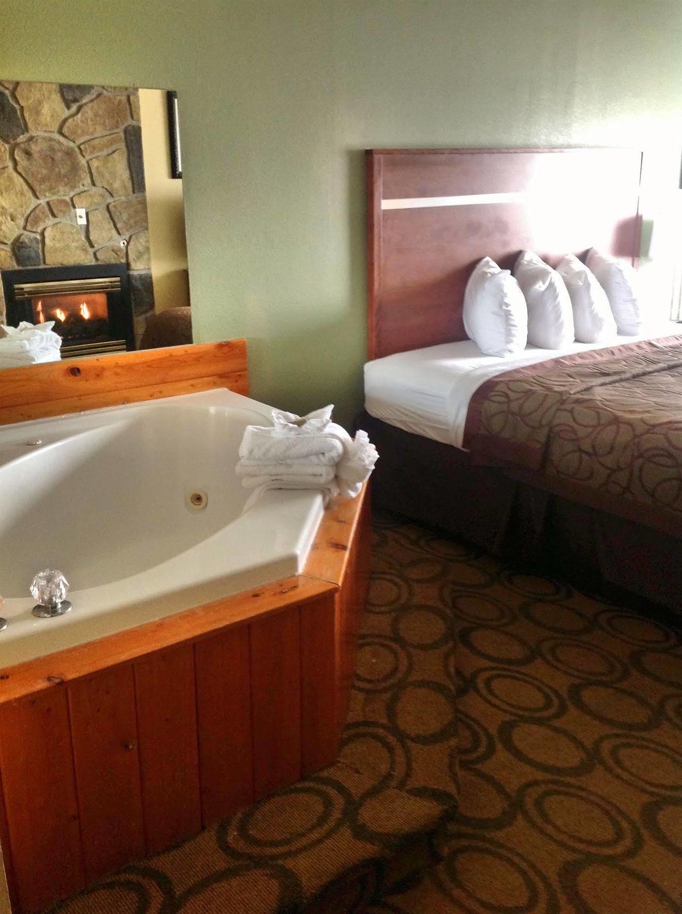 Baymont By Wyndham Pigeon Forge Near Island Drive Hotel Bagian luar foto
