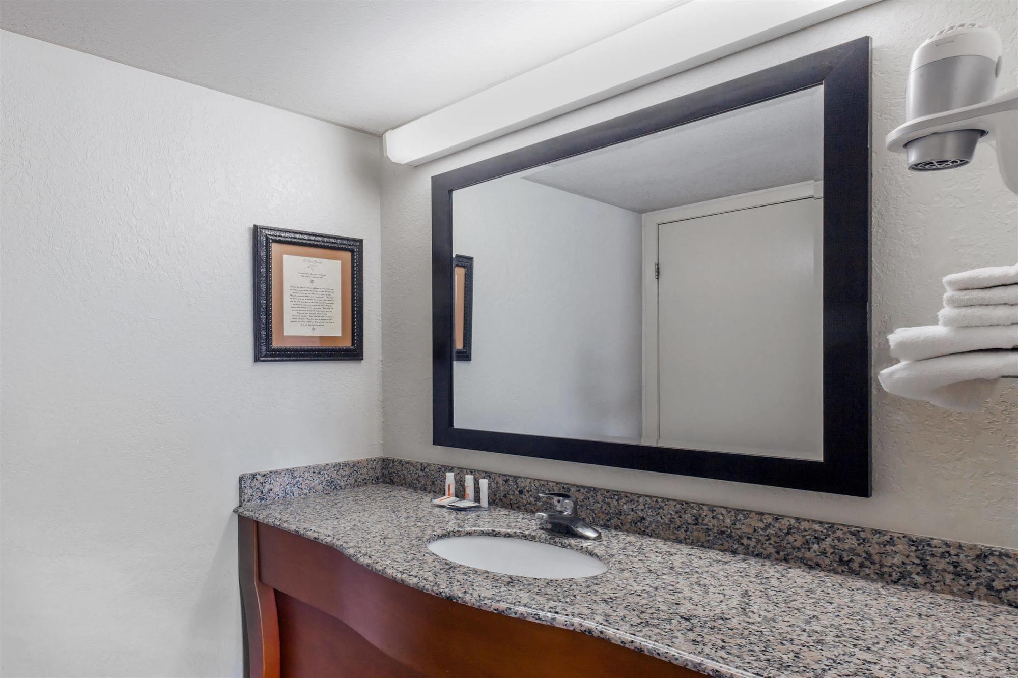 Baymont By Wyndham Pigeon Forge Near Island Drive Hotel Bagian luar foto
